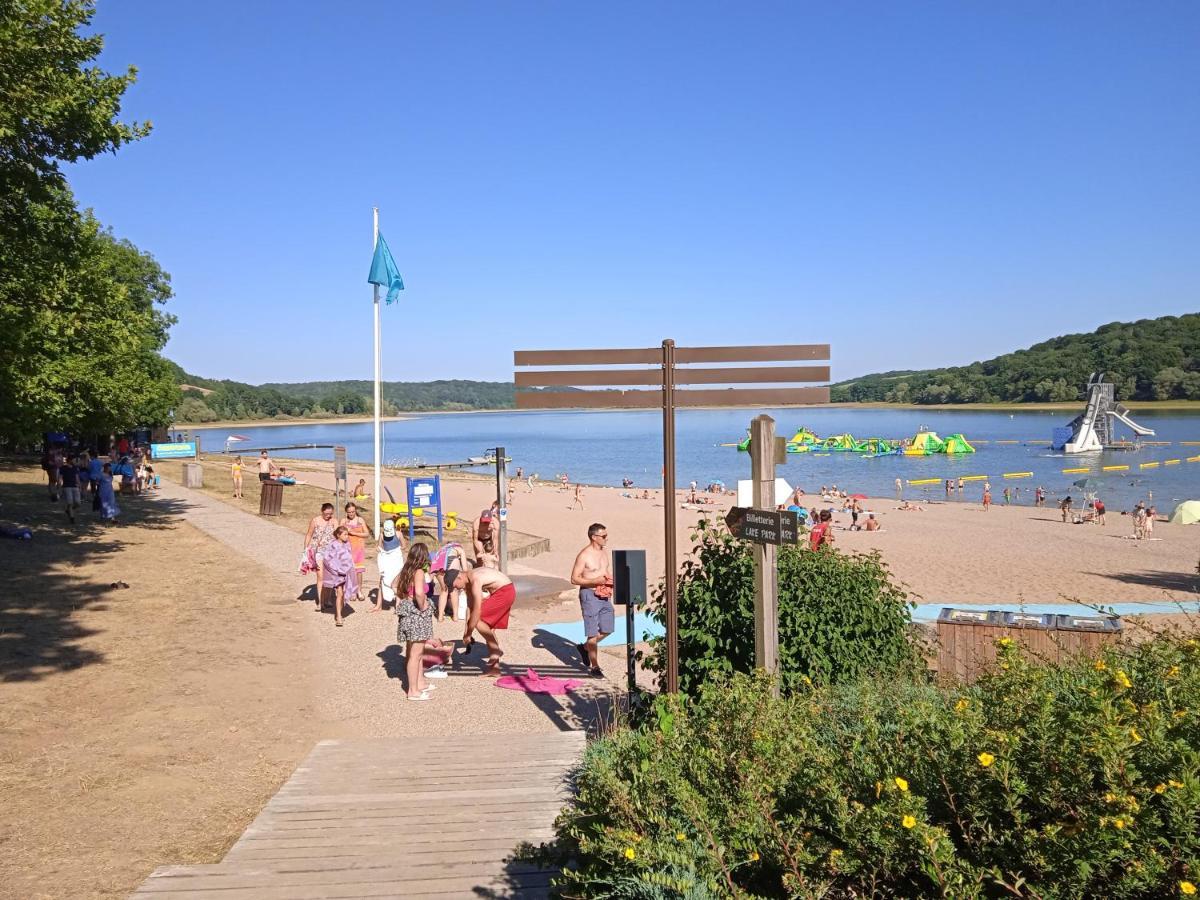 Les Jardins Des 3 Provinces- Gite Montcharvot Exterior photo